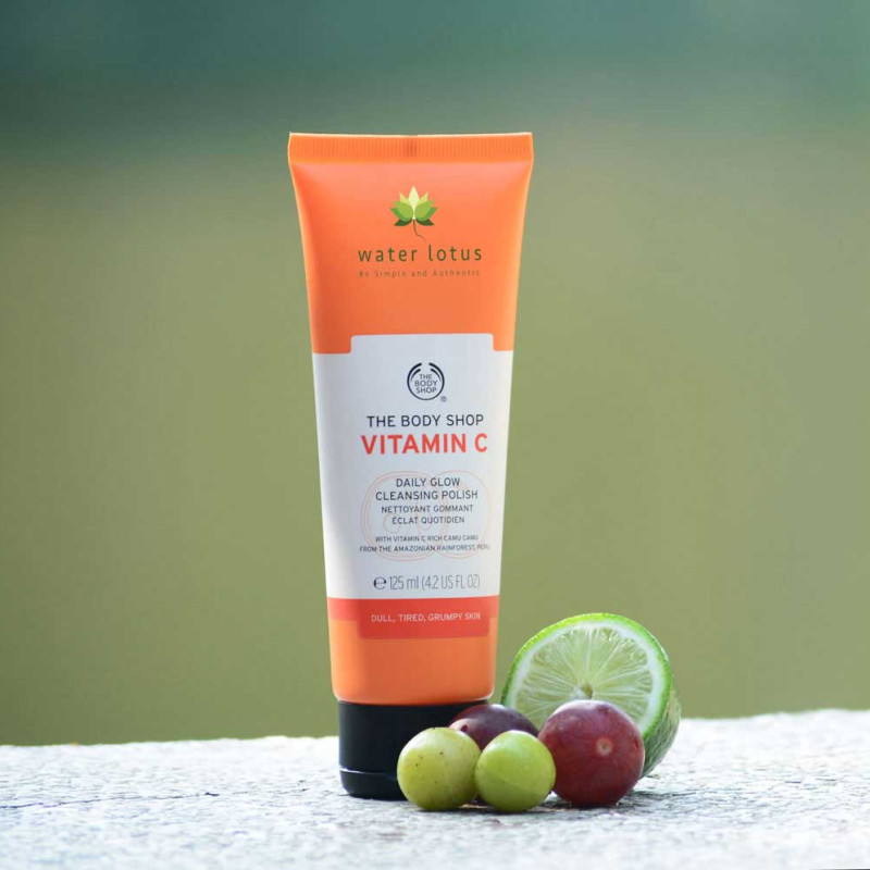 THE BODY SHOP VITAMIN C DAILY GLOW CLEANSING POLISH-125ML